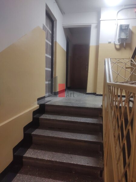 Piata Resita vanzare apartament 3 camere