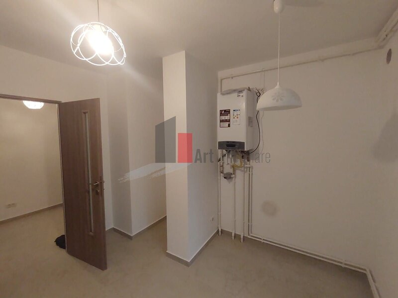 Piata Resita vanzare apartament 3 camere